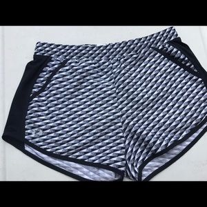 Under Armour Heat Gear Running Workout Shorts